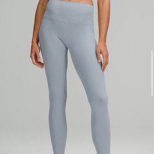 LIGHT BLUE LULULEMON ALIGNS